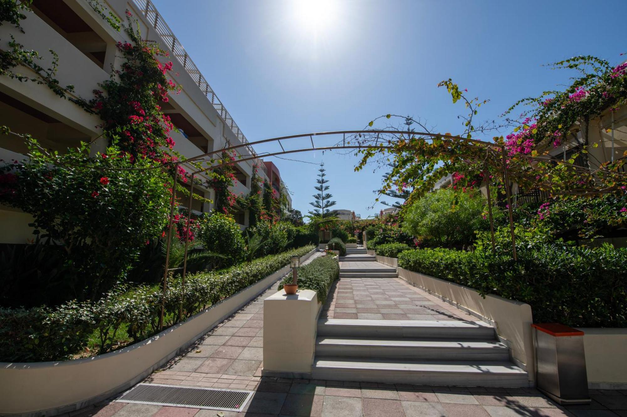 Hydramis Palace Beach Resort Georgioupoli Exteriör bild